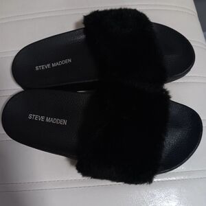 Steve Madden Black Fur Slide Sandals